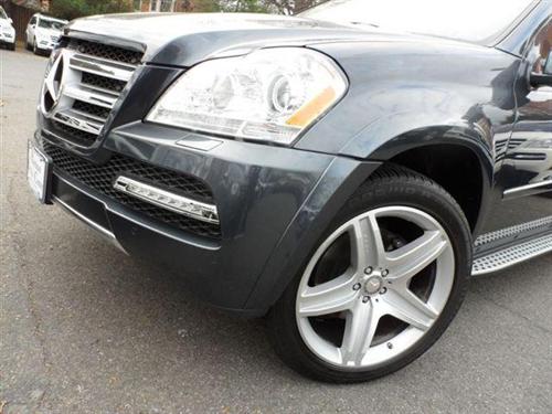 Mercedes-Benz GL Class 2011 photo 2