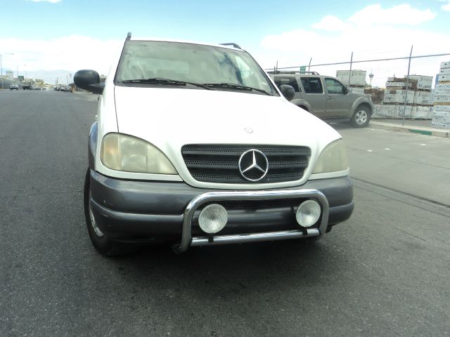 Mercedes-Benz M-Class 1998 photo 16