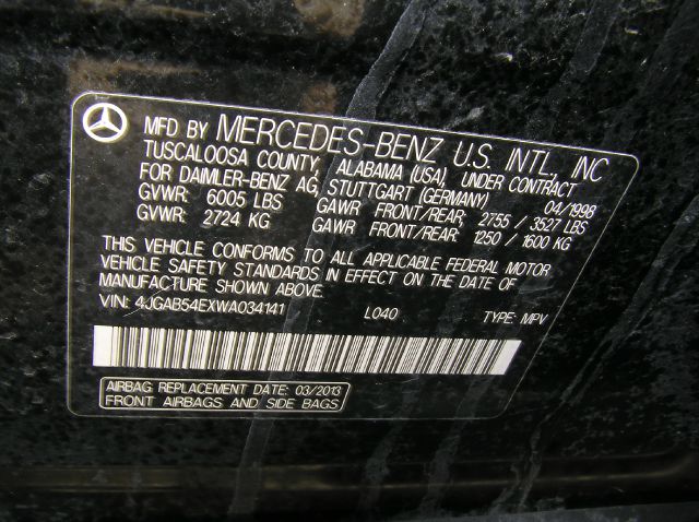 Mercedes-Benz M-Class 1998 photo 2