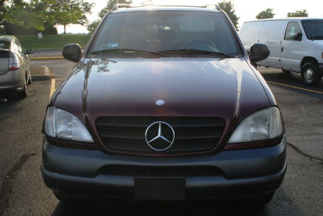 Mercedes-Benz M-Class 1998 photo 3