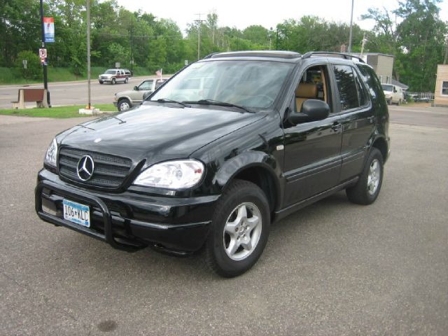 Mercedes-Benz M-Class 1999 photo 10