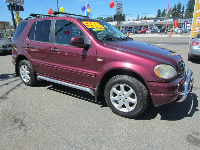 Mercedes-Benz M-Class 3500 SLT Dually SUV