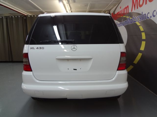 Mercedes-Benz M-Class 1999 photo 2