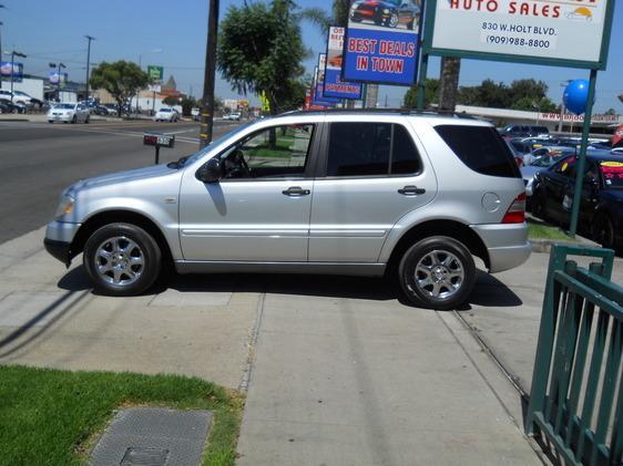 Mercedes-Benz M-Class 1999 photo 2