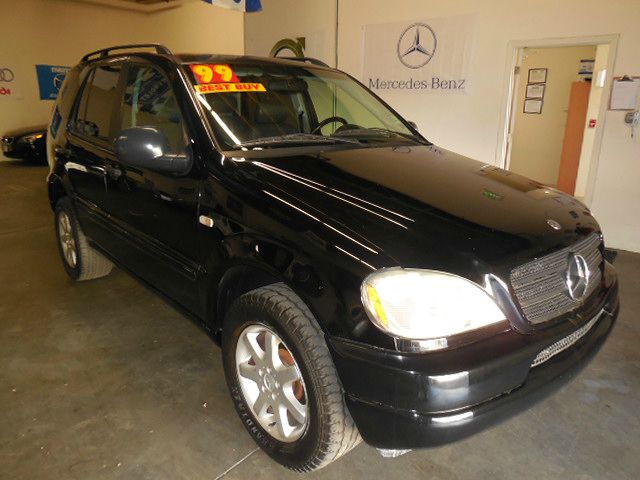 Mercedes-Benz M-Class 1999 photo 14