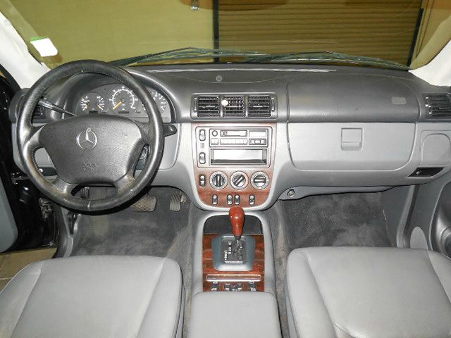 Mercedes-Benz M-Class 1999 photo 5