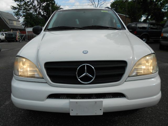 Mercedes-Benz M-Class 1999 photo 4