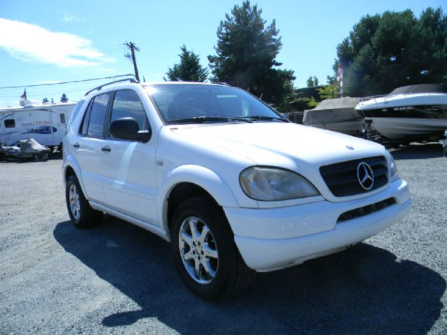 Mercedes-Benz M-Class 1999 photo 4