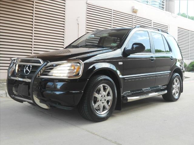 Mercedes-Benz M-Class 2000 photo 1