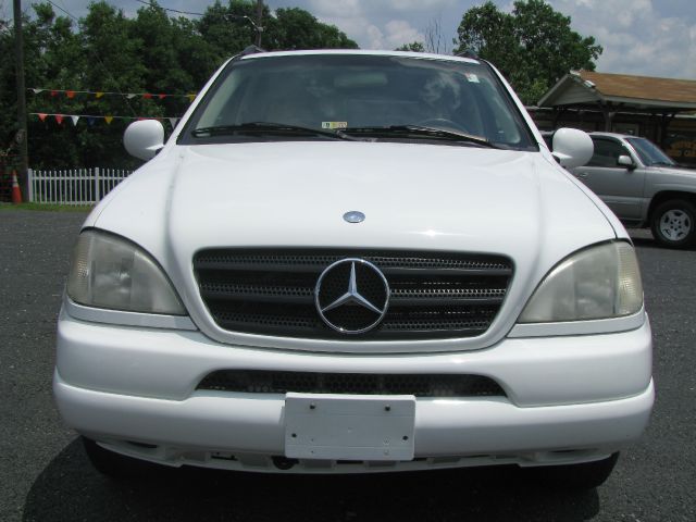 Mercedes-Benz M-Class 2000 photo 16