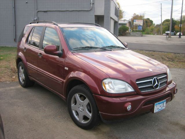 Mercedes-Benz M-Class 2000 photo 4