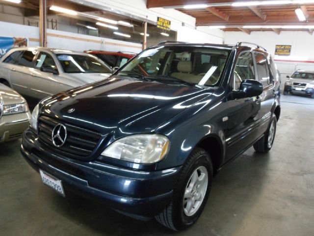 Mercedes-Benz M-Class 2001 photo 18