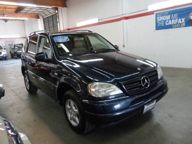 Mercedes-Benz M-Class 2001 photo 6