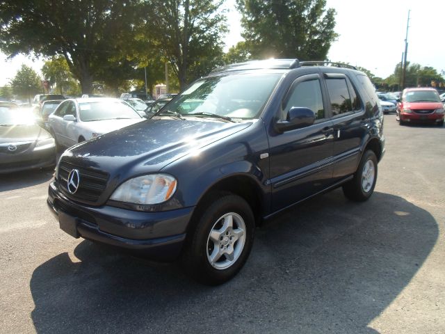 Mercedes-Benz M-Class 2001 photo 21