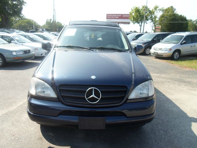 Mercedes-Benz M-Class 2001 photo 7