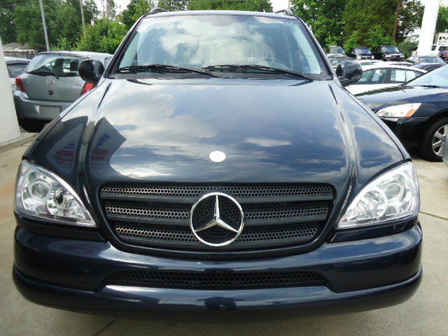 Mercedes-Benz M-Class 2001 photo 13