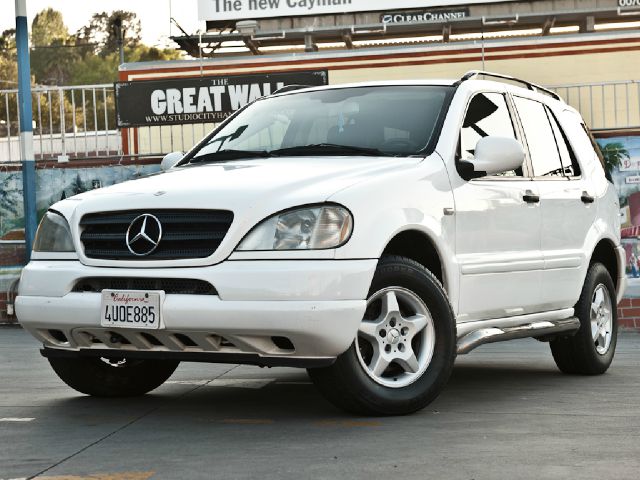 Mercedes-Benz M-Class 2001 photo 19