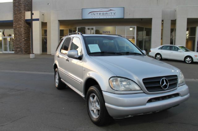 Mercedes-Benz M-Class 2001 photo 12