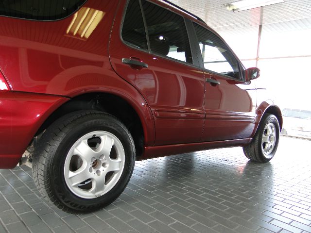 Mercedes-Benz M-Class 2002 photo 37