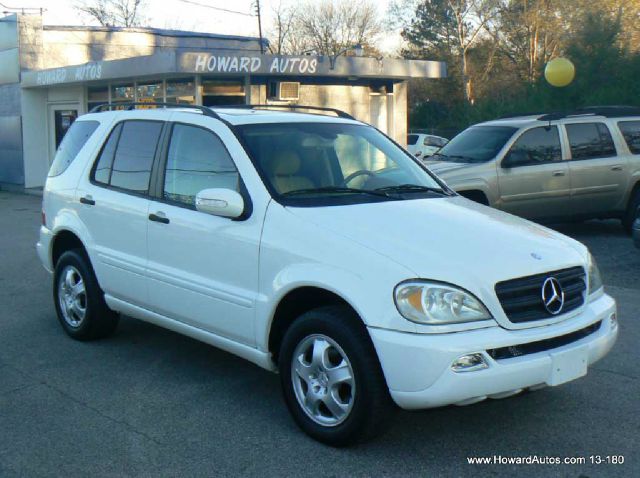 Mercedes-Benz M-Class 2002 photo 3