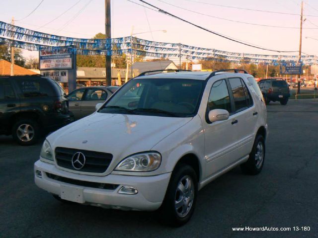 Mercedes-Benz M-Class 2002 photo 4