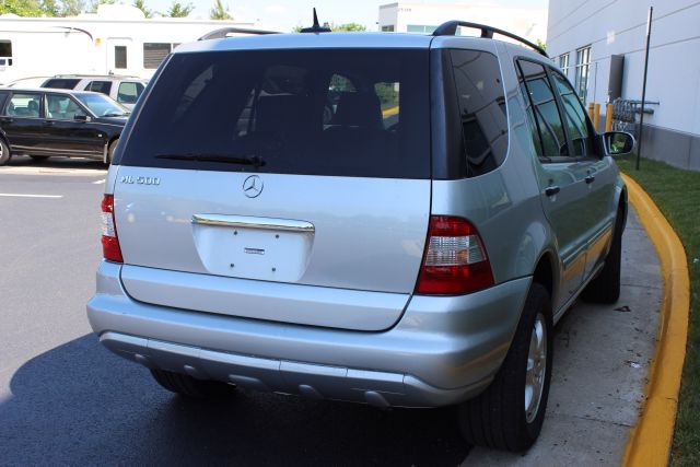 Mercedes-Benz M-Class 2003 photo 3