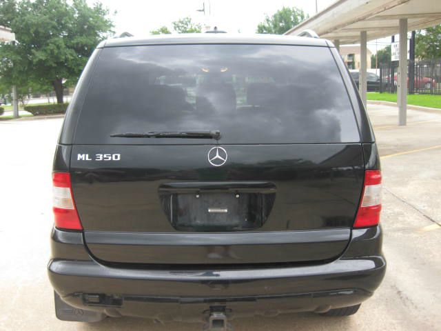 Mercedes-Benz M-Class 2004 photo 4