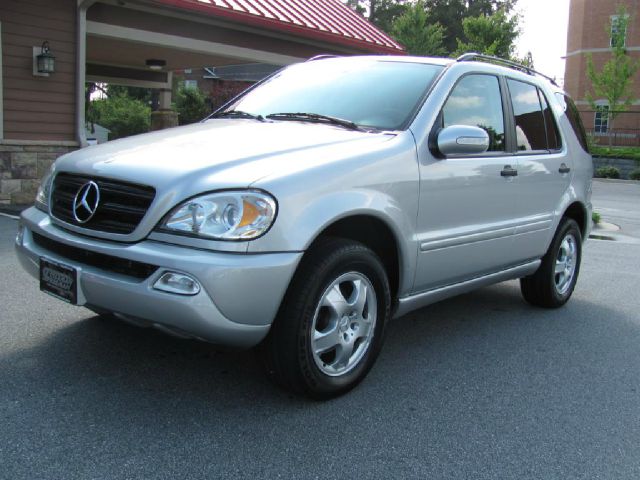 Mercedes-Benz M-Class 2004 photo 3