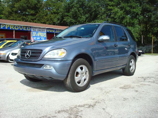 Mercedes-Benz M-Class 2004 photo 1