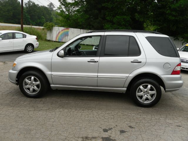 Mercedes-Benz M-Class 2004 photo 46