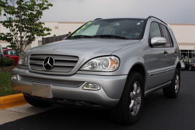 Mercedes-Benz M-Class 2004 photo 3