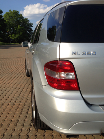 Mercedes-Benz M-Class 2006 photo 4