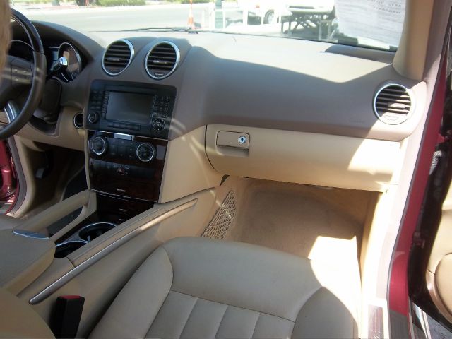 Mercedes-Benz M-Class 2006 photo 4