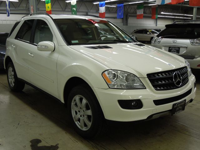 Mercedes-Benz M-Class 2006 photo 3