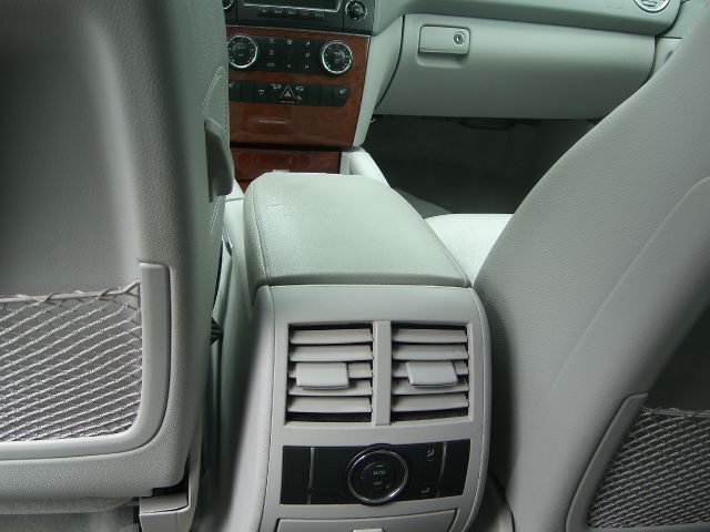 Mercedes-Benz M-Class 2006 photo 3