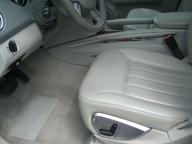 Mercedes-Benz M-Class 2006 photo 5