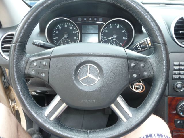 Mercedes-Benz M-Class 2006 photo 25