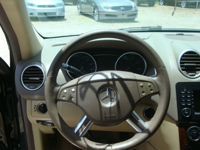 Mercedes-Benz M-Class 2006 photo 18