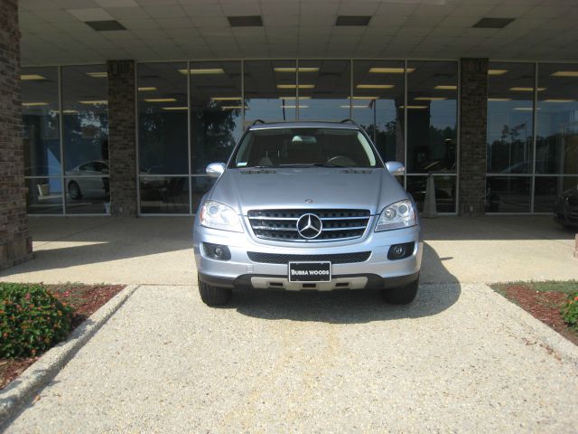 Mercedes-Benz M-Class 2007 photo 2