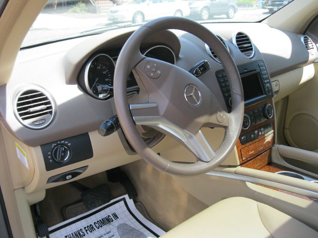 Mercedes-Benz M-Class 2008 photo 11