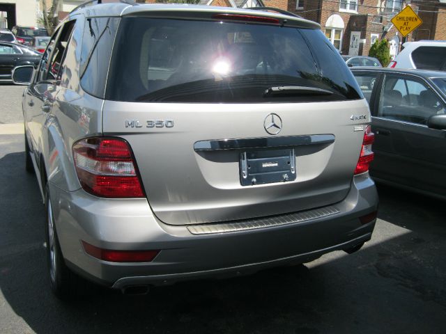 Mercedes-Benz M-Class 2008 photo 21