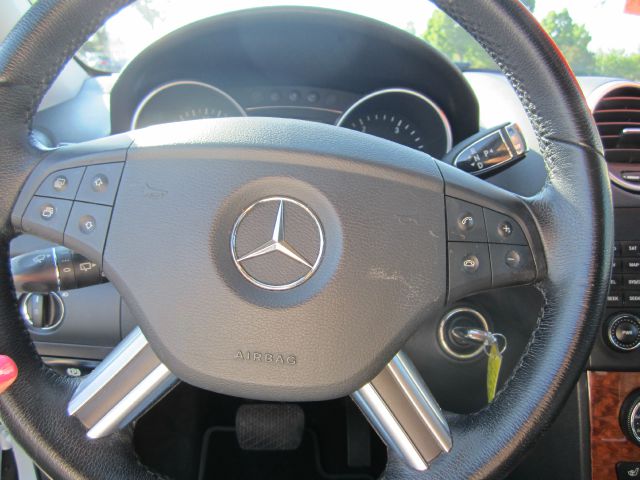 Mercedes-Benz M-Class 2008 photo 2