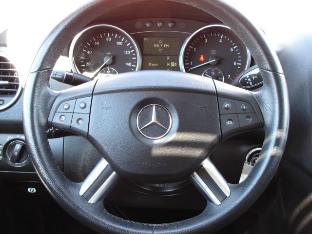 Mercedes-Benz M-Class 2008 photo 5