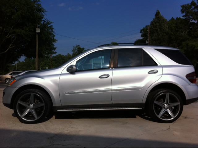 Mercedes-Benz M-Class SES 5dr SUV