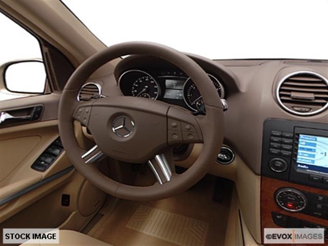 Mercedes-Benz M-Class 2008 photo 2