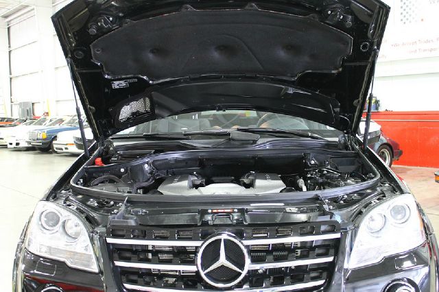 Mercedes-Benz M-Class 2009 photo 3