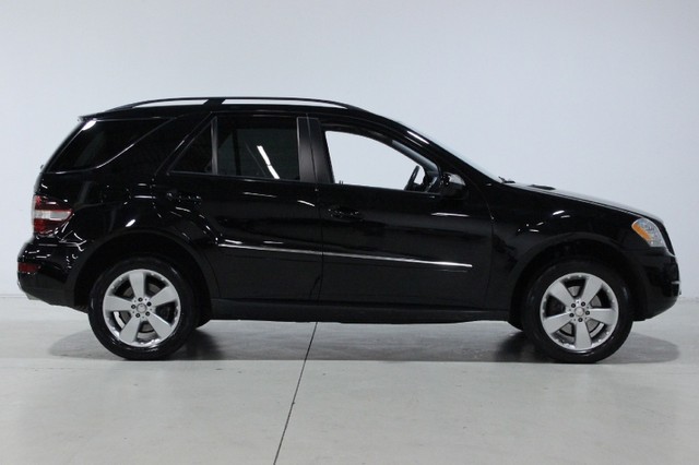 Mercedes-Benz M-Class 2009 photo 1