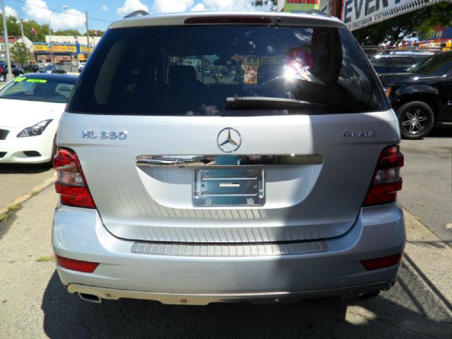 Mercedes-Benz M-Class 2009 photo 3