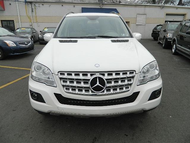 Mercedes-Benz M-Class 2009 photo 1