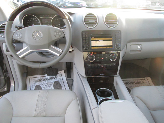 Mercedes-Benz M-Class 2009 photo 4